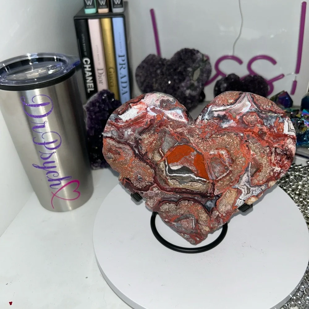 Red Mexican Lace Agate Heart w/holder - MXREDLCEAGTHRT-002 Approx 6.50” width - Picture 11 of 11